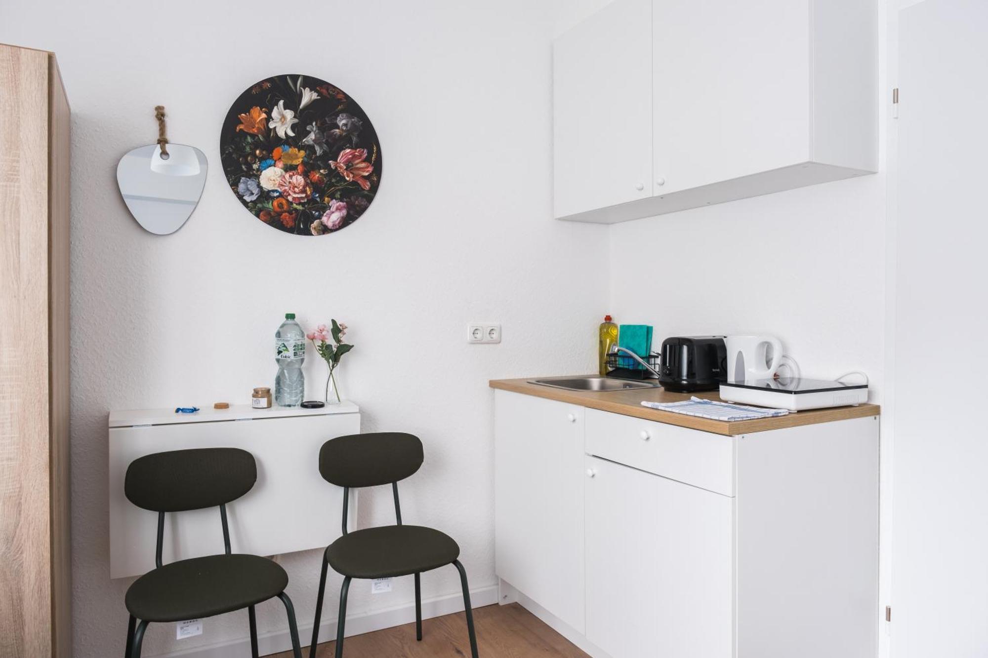 Hostel Maru Living C9 Кёльн Экстерьер фото