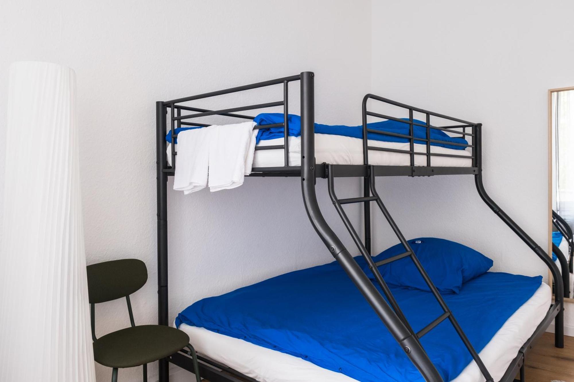 Hostel Maru Living C9 Кёльн Экстерьер фото