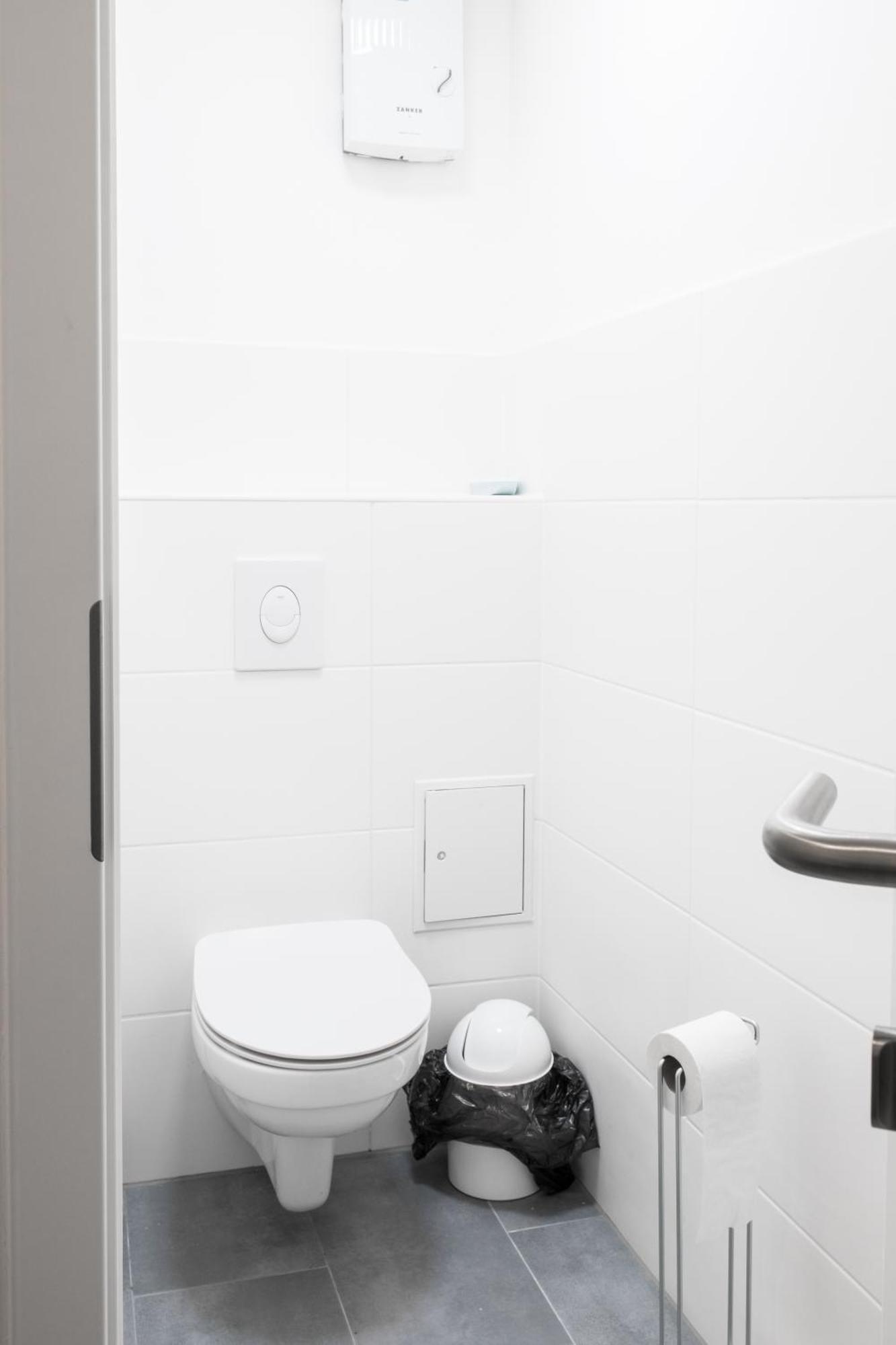 Hostel Maru Living C9 Кёльн Экстерьер фото