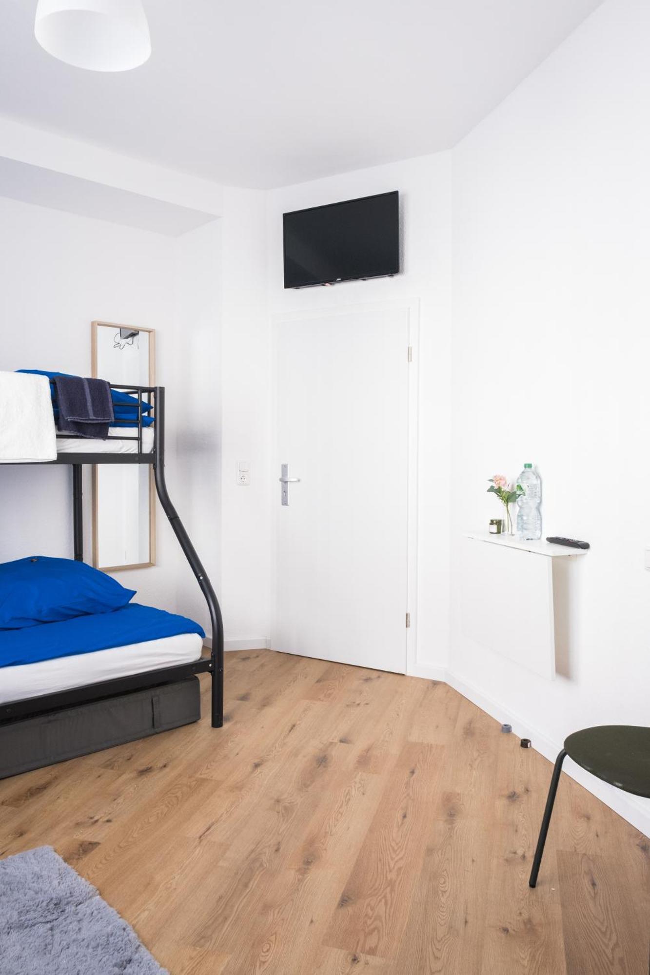 Hostel Maru Living C9 Кёльн Экстерьер фото