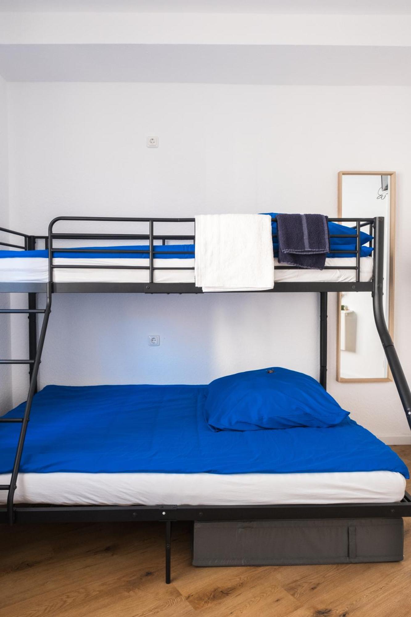 Hostel Maru Living C9 Кёльн Экстерьер фото