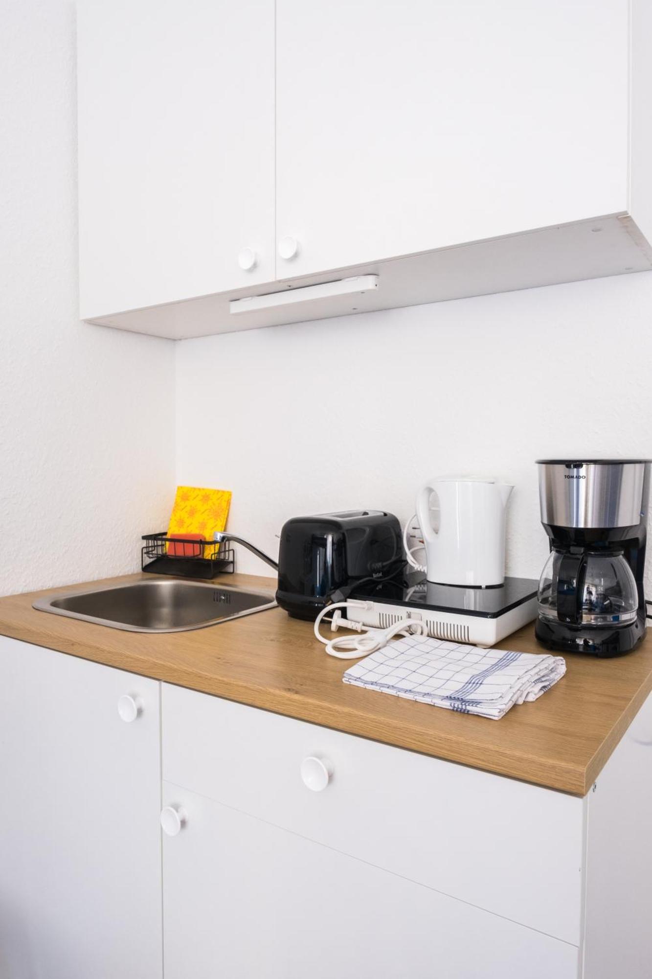 Hostel Maru Living C9 Кёльн Экстерьер фото